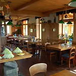 Affittacamere Berggasthaus & Schoene Aussicht Klingenthal