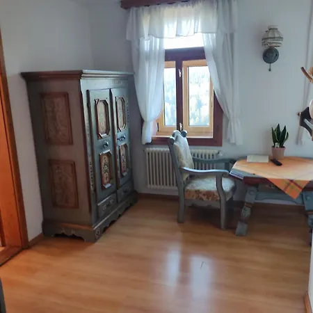 Berggasthaus & Schoene Aussicht Vendégház 3*