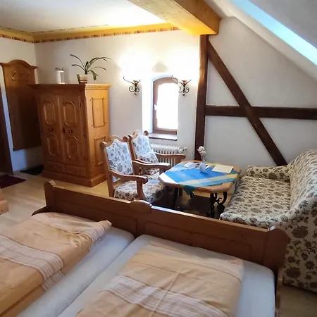 Berggasthaus & Schoene Aussicht Vendégház 3*