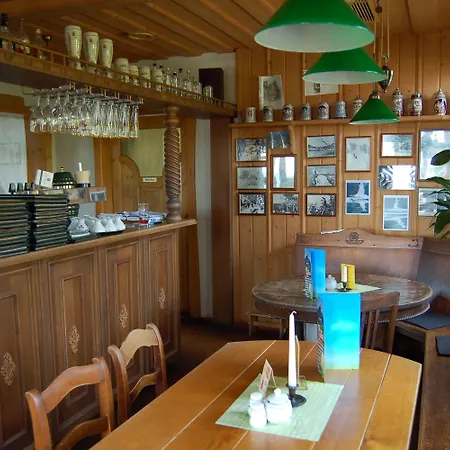 Berggasthaus & Schoene Aussicht 3* كلينغنتال