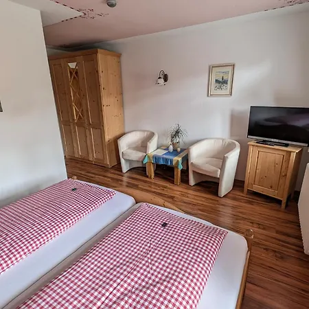 Guest house Berggasthaus & Schoene Aussicht 3*