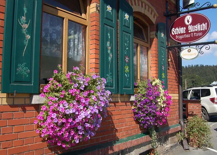 Berggasthaus & Schoene Aussicht بيت ضيافة 3*