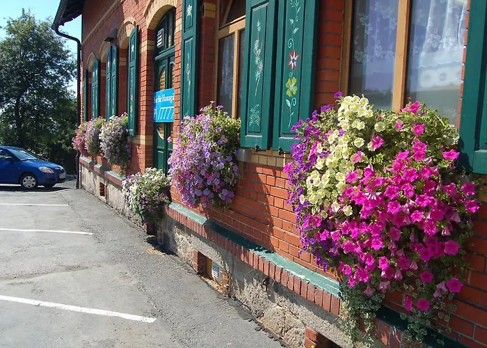 بيت ضيافة Berggasthaus & Schoene Aussicht كلينغنتال