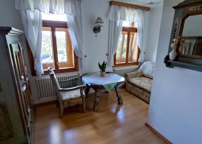 بيت ضيافة Berggasthaus & Schoene Aussicht 3*