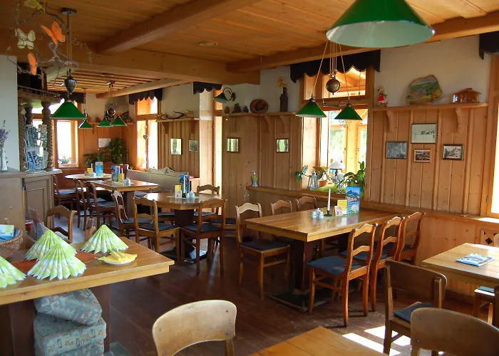 Berggasthaus & Schoene Aussicht كلينغنتال