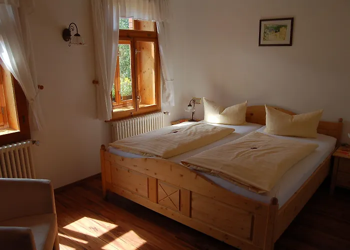 Berggasthaus & Schoene Aussicht Guest house