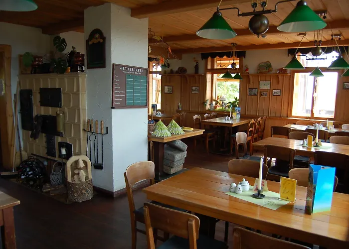 Berggasthaus & Schoene Aussicht كلينغنتال